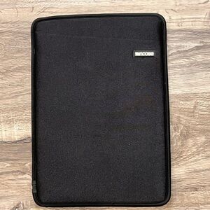 InCase Tablet Neoprene Padded Case SKU#J24140
